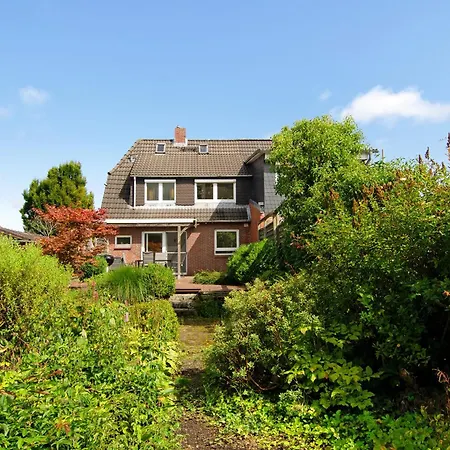 Holiday home Fewo Am Deich *